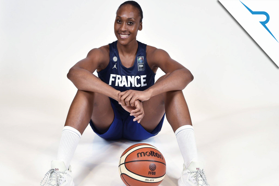 Assisting French national team basketball player Sandrine Gruda